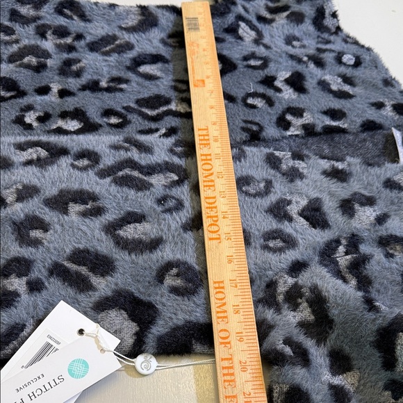 Evolution by Cyrus Leopard Wallie Fuzzy Open Cardigan Sweater Size Small - Picture 9 of 13